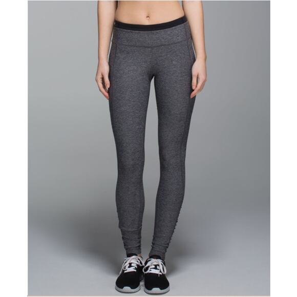 lululemon athletica Pants - Lululemon Women's Speed‎ Tight III Heathered Black Ruched Mid-Rise Leggings Sz 6